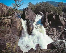 Clarence Gorge - Mackay Tourism 0