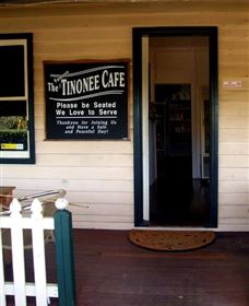 The Famous Tinonee Cafe And Gift Shop - Mackay Tourism 3
