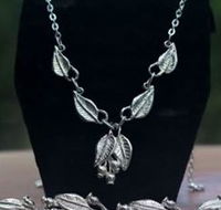 Australian Wildflower Jewellery Gallery - Mackay Tourism