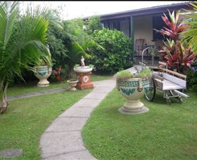 Moorlands Cottage And Gallery - Mackay Tourism 1
