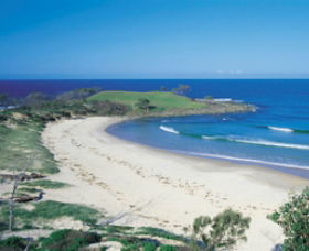 Angourie Beach - Mackay Tourism 1