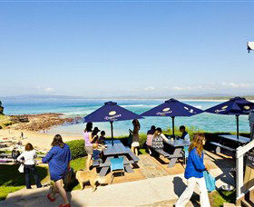 Merimbula Bar Beach - Mackay Tourism 4