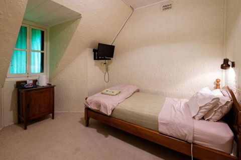 Peel Inn Nundle - Mackay Tourism 3