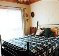 Sandon Bed and Breakfast - Mackay Tourism