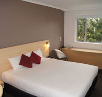 Ibis Sydney Olympic Park - Mackay Tourism