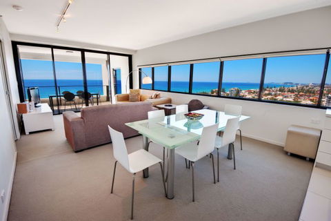 Ultra Broadbeach - Mackay Tourism 12