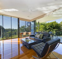 Glass On Glasshouse - Mackay Tourism