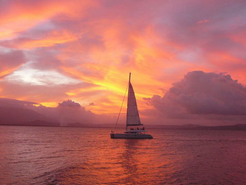 Aquarius Sail And Snorkel - Mackay Tourism 1