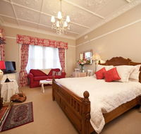 Melba House Bed and Breakfast - Mackay Tourism