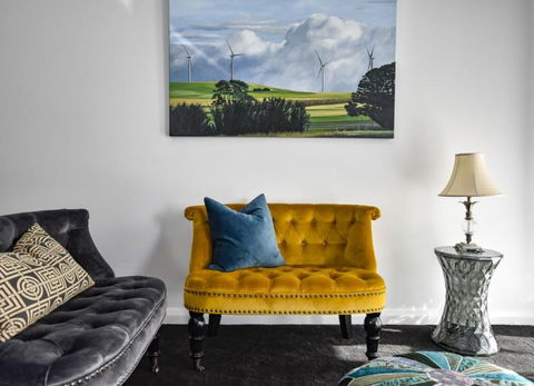 Farmers Arms Hotel & Art Suites Daylesford - Mackay Tourism 8