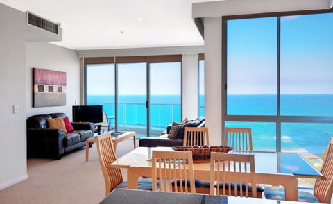 Pacific Views Resort - Mackay Tourism 12