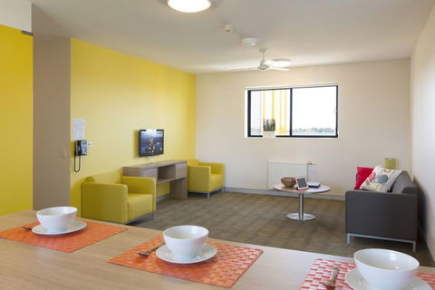 Western Sydney University Village Penrith - Mackay Tourism 2