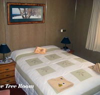 Sages Haus Bed and Breakfast - Mackay Tourism