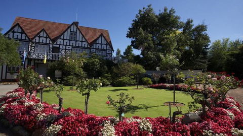 Cockington Green Gardens - Mackay Tourism 0