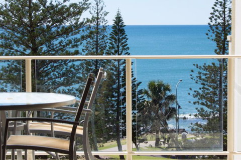 Pacific Beach Resort - Mackay Tourism 5