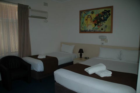 Bentleigh Motor Inn - Mackay Tourism 1
