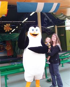 At Theme Park Central Holiday House - Mackay Tourism 1