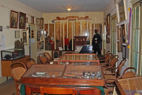 Colonial Inn Museum - Mackay Tourism 2