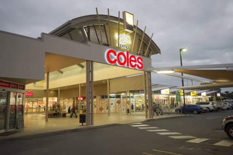 Bargara Central Shopping Village - Mackay Tourism 3