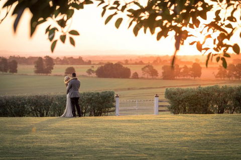 Lonely Hunter Weddings - Mackay Tourism 1