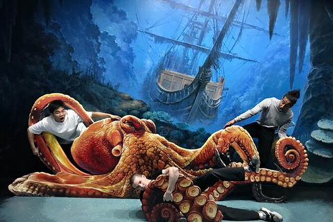 ArtVo Immersive Gallery Experience - Mackay Tourism 5