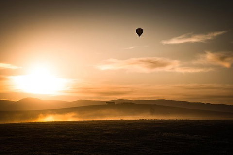 Yarra Valley Sunrise Balloon Flight & Champagne Breakfast - Mackay Tourism 0