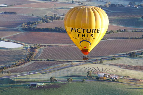 Yarra Valley Sunrise Balloon Flight & Champagne Breakfast - Mackay Tourism 7