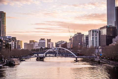 Happy Hour Twilight Cruise On The Yarra River - Mackay Tourism 5