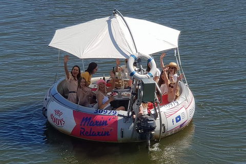 Adelaide 2-Hour BBQ Boat Hire For 10 People - Mackay Tourism 0