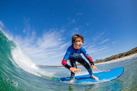 Learn To Surf At Middleton Beach - Mackay Tourism 2