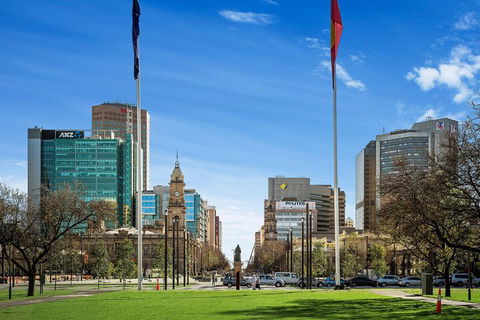 Adelaide Highlights, Hahndorf & McLaren Vale Wine Tasting And Sightseeing Tour - Mackay Tourism 9