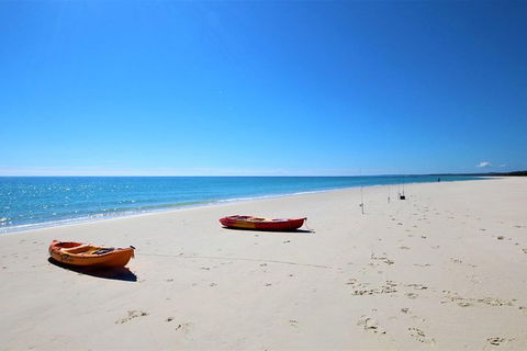 Fraser Island West Coast BBQ Lunch Cruise From Hervey Bay Including Kayaking And Swimming - Mackay Tourism 8