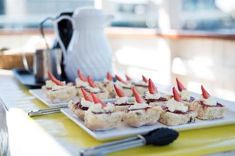 Cruise To Lunch Package - Mackay Tourism 7