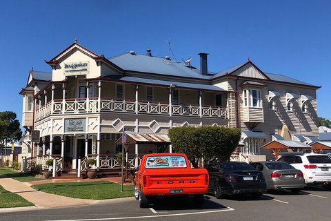 Queensland Country Pub Crawl By Helicopter - Mackay Tourism 3