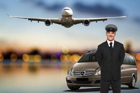 Cairns Airport (CNS) Arrival Transfer (Airport To Port Douglas Hotel Or Address) - Mackay Tourism 0