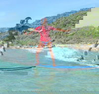 Rainbow Beach Surf Lesson Australia's Longest Wave 4X4 Adventure - Mackay Tourism