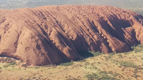 Uluru & Kata Tjuta Grand View Helicopter Flight - Mackay Tourism 4