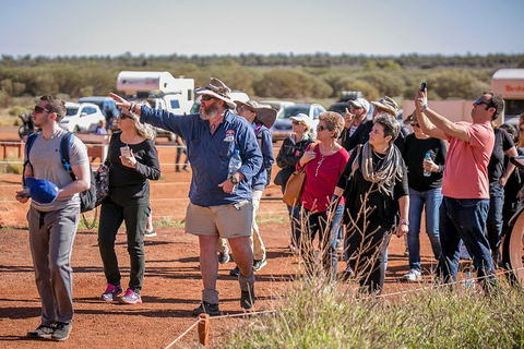 Ayers Rock Day Trip From Alice Springs Including Uluru, Kata Tjuta And Sunset BBQ Dinner - Mackay Tourism 3