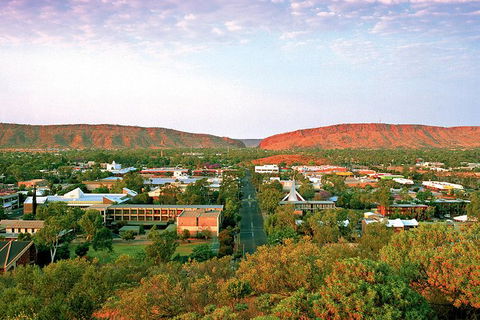 Alice Springs To Uluru (Ayers Rock) One Way Shuttle - Mackay Tourism 1