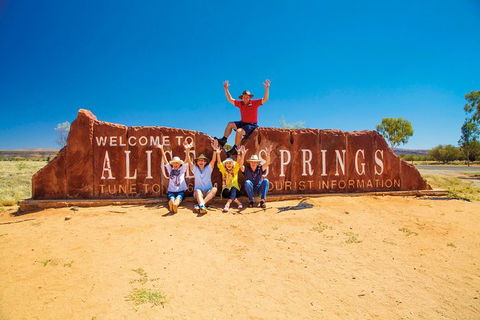 Alice Springs To Uluru (Ayers Rock) One Way Shuttle - Mackay Tourism 5