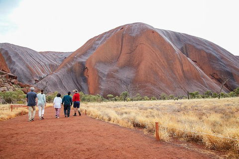 Ayers Rock Combo: Uluru Base And Sunset Plus Uluru Sunrise And Kata Tjuta With An Optional BBQ Dinner Or Kings Canyon Day Trip - Mackay Tourism 9