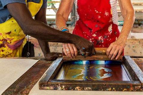 Tiwi By Design Day Tour - Mackay Tourism 2