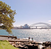 Small-Group Sydney City Tour with Unique Sydney Harbour Cruise
