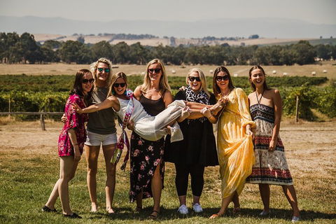 Scenic Hunter Valley Winery Tour With Boutique Wineries & Local Cheese - Mackay Tourism 3