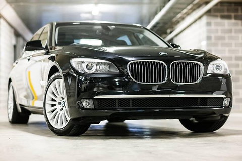 Family Sydney Airport Arrival Transfer - Mackay Tourism 2