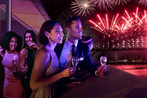 Sydney Opera House New Year's Eve Opera Gala - Mackay Tourism 1