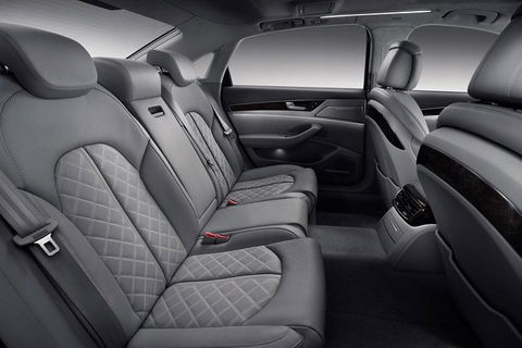 Arrival Private Transfer Sydney Airport SYD To Sydney By Business Class Car - Mackay Tourism 3
