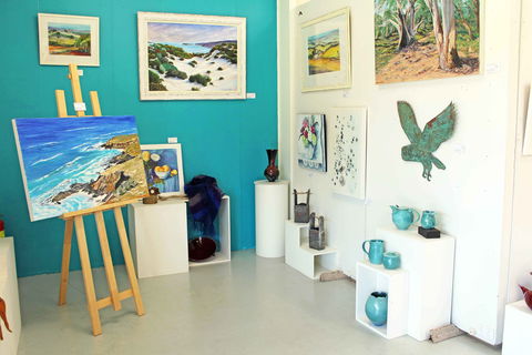 Artworks Gallery - Mackay Tourism 0