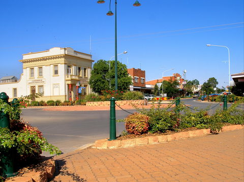 Condobolin - Mackay Tourism 2