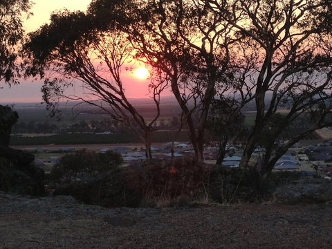 Hermit's Cave And Lookout - Mackay Tourism 2